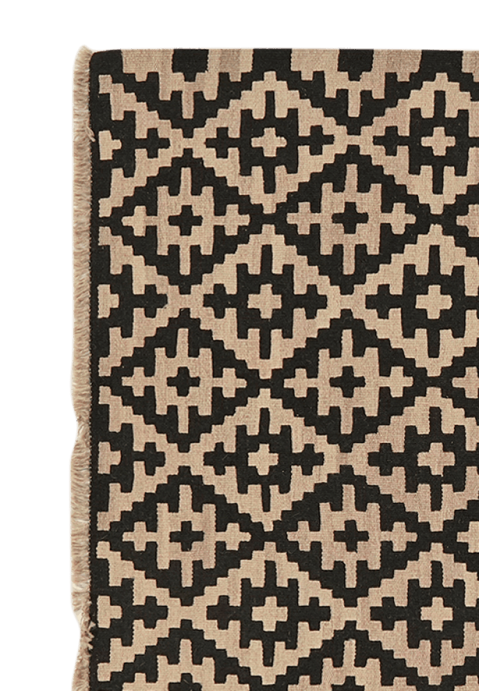 Kelim Gashgai — Handmade, 121x184 cm, Black, 100% Virgin Wool | View 3