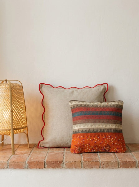 Kelim Kissen — Handmade, 65x65 cm, Multicolor, 100% Virgin Wool | Back view