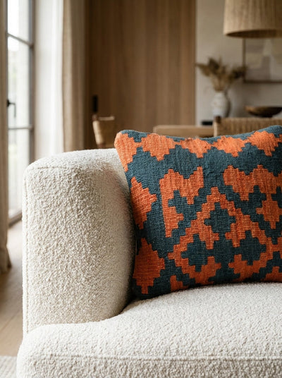 Kelim Kissen — Handmade, 40x40 cm, Multicolor, 100% Virgin Wool | Detail view