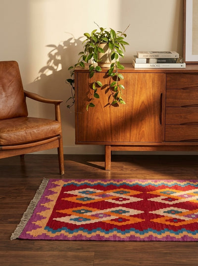 Kelim Gashgai — Handmade, 63x89 cm, Red, 100% Virgin Wool | Back view