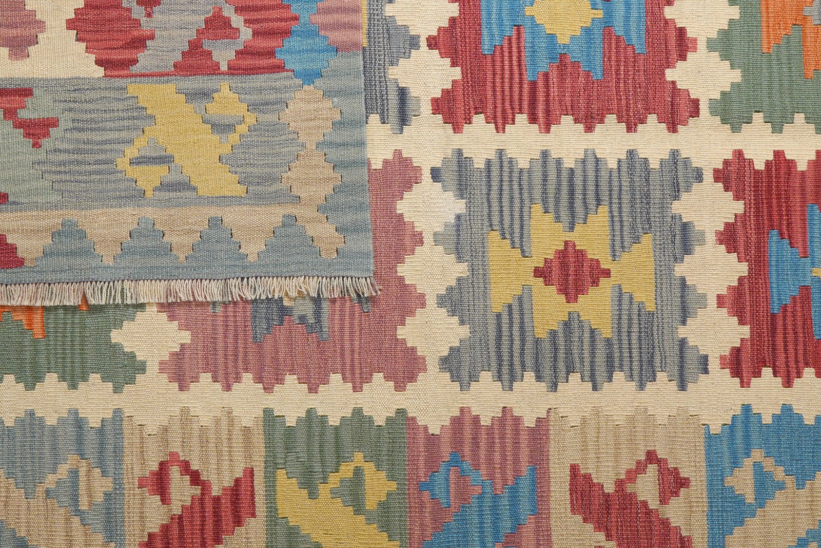 Kelim Gashgai — Handmade, 170x238 cm, Beige, 100% Virgin Wool | View 6