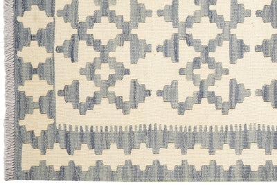 Kelim Gashgai — Handmade, 84x257 cm, Beige, 100% Virgin Wool | View 3