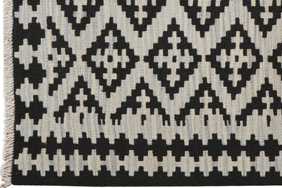 Kelim Gashgai — Handmade, 103x144 cm, Beige, 100% Virgin Wool | View 3