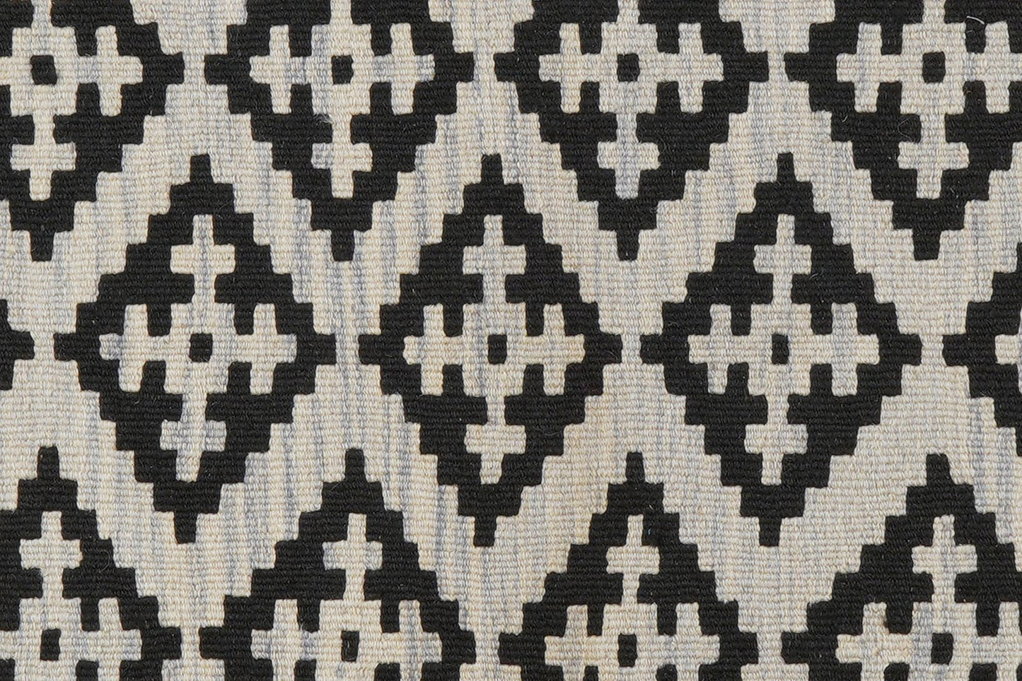 Kelim Gashgai — Handmade, 103x144 cm, Beige, 100% Virgin Wool | View 5