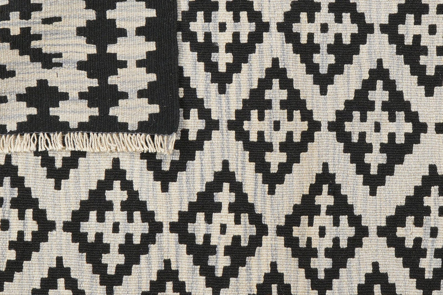 Kelim Gashgai — Handmade, 103x144 cm, Beige, 100% Virgin Wool | View 6