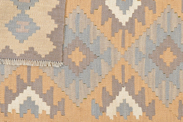 Kelim Gashgai — Handmade, 119x170 cm, Yellow, 100% Virgin Wool | View 6