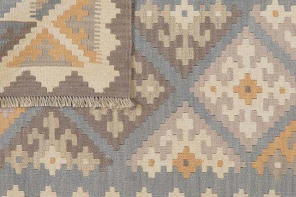 Kelim Gashgai — Handmade, 121x164 cm, Grey, 100% Virgin Wool | View 6