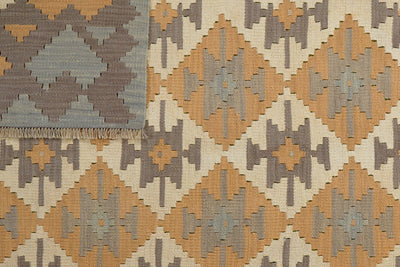 Kelim Gashgai — Handmade, 174x240 cm, Beige, 100% Virgin Wool | View 6