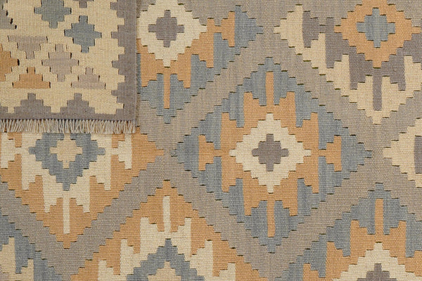 Kelim Gashgai — Handmade, 125x176 cm, Grey, 100% Virgin Wool | View 6