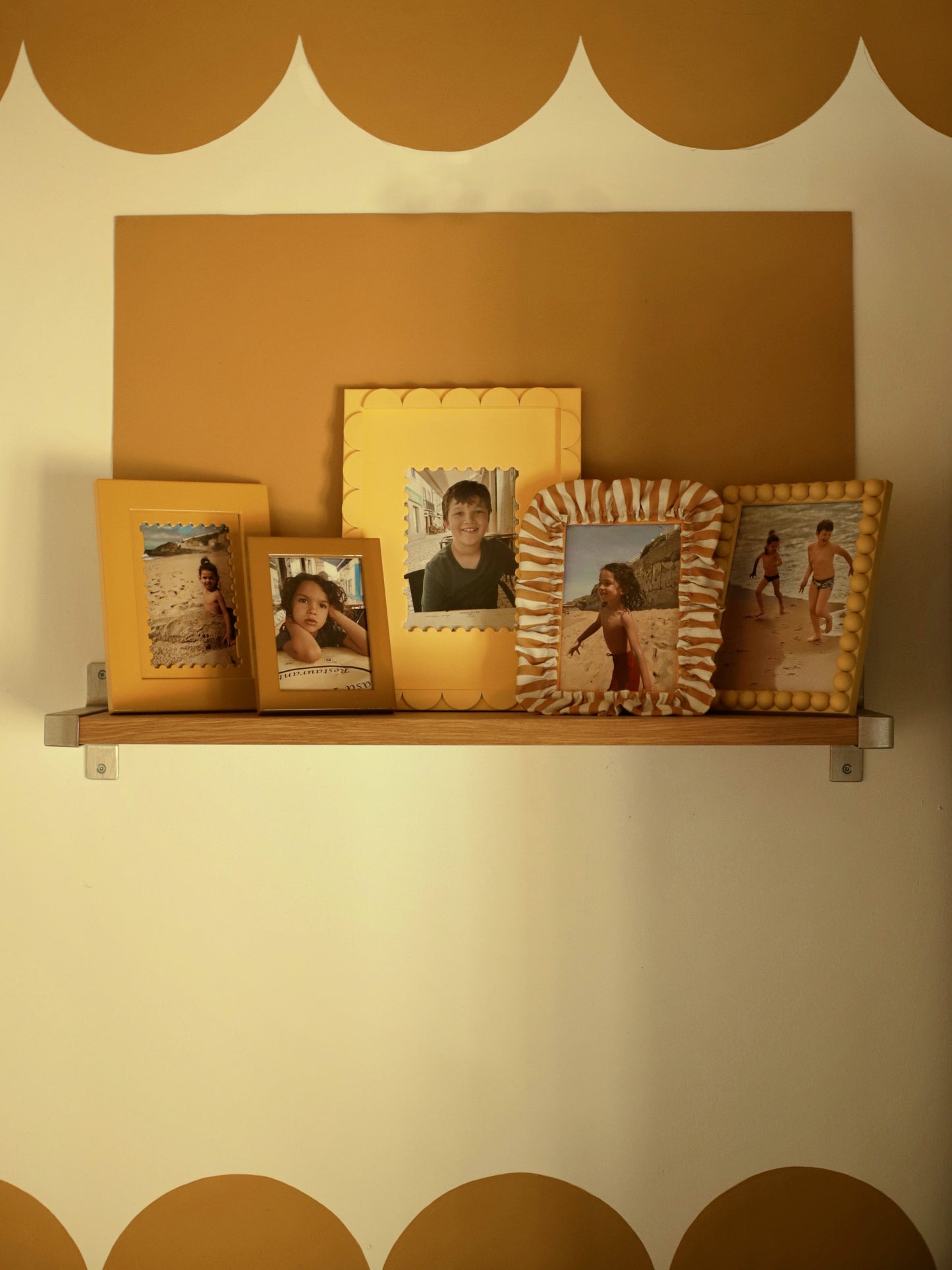 A3 Mustard Stripe Ruffle Frame