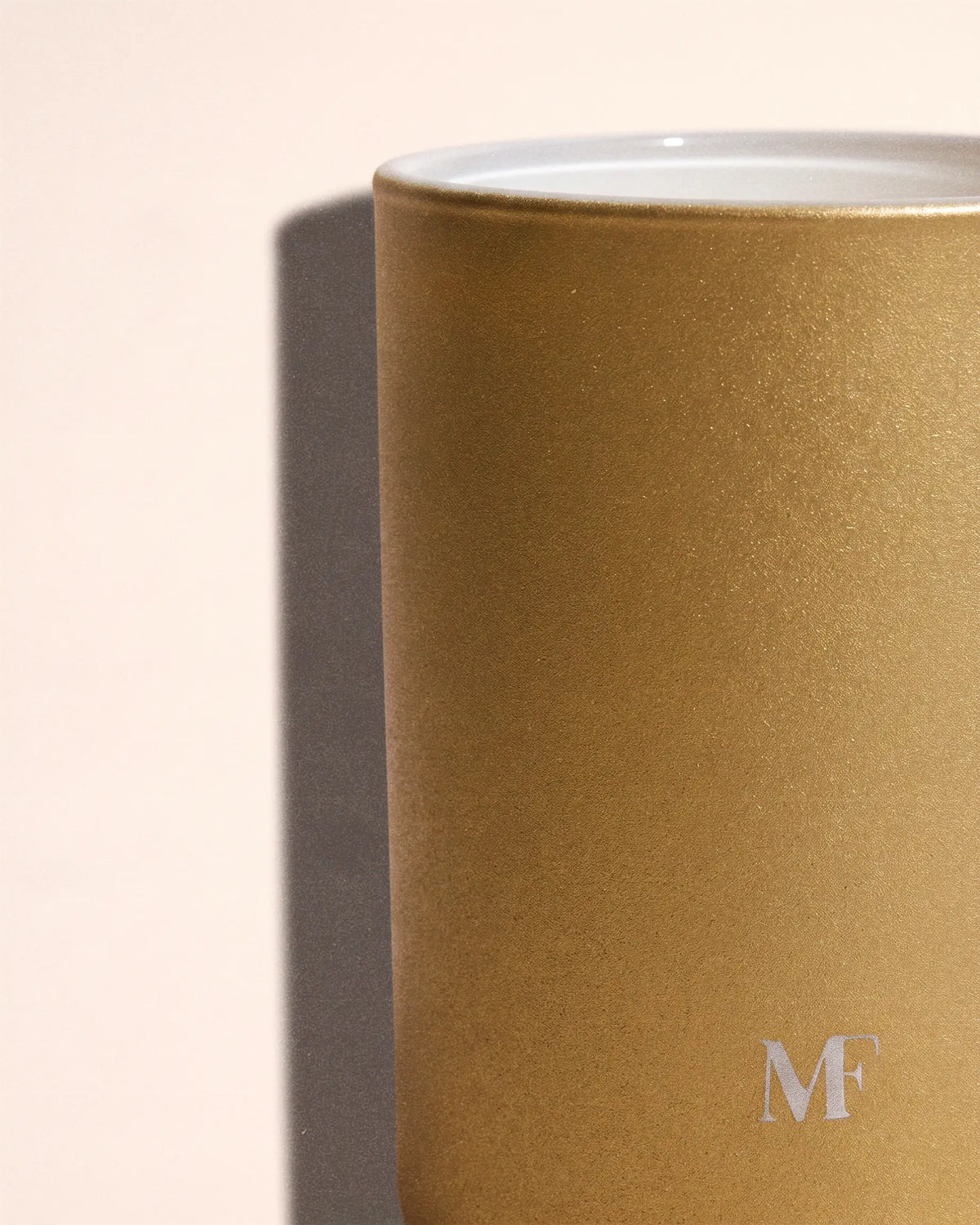 #24 Martine - Cold Champagne Gold Candle