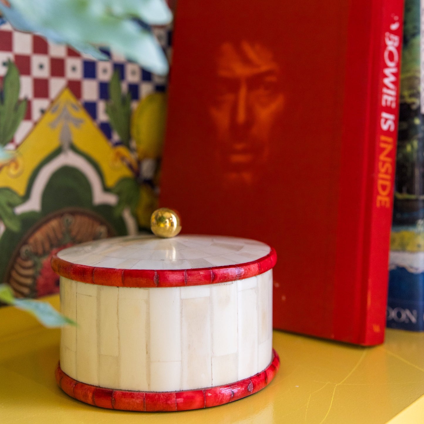 Round  Bone Inlay Box | Red & White