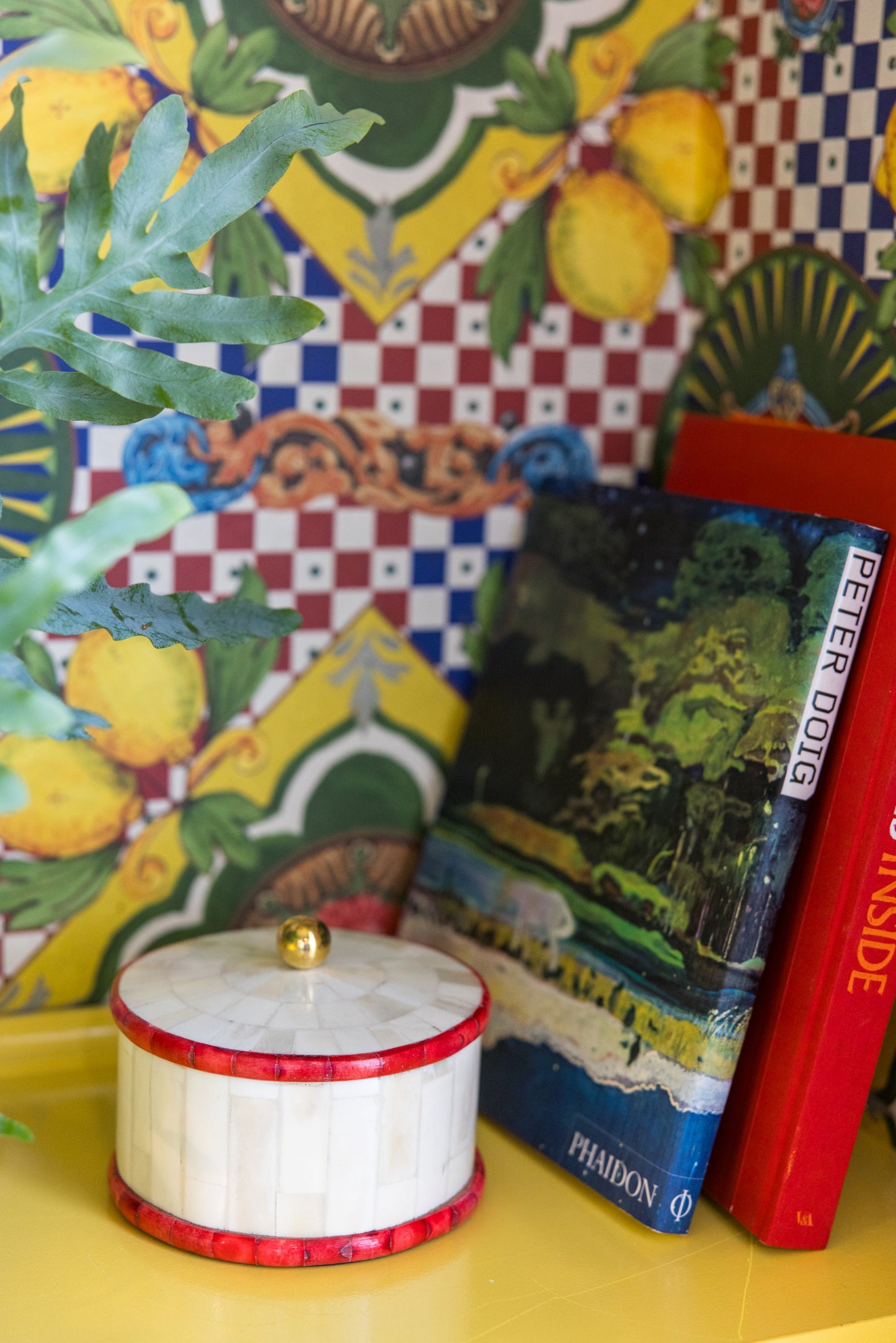 Round  Bone Inlay Box | Red & White