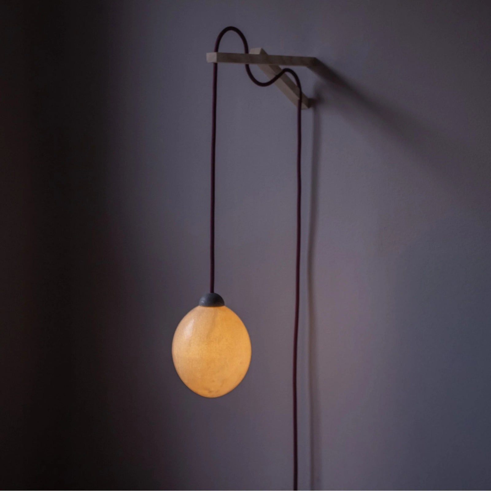 Lunar Lumin EGG lamp