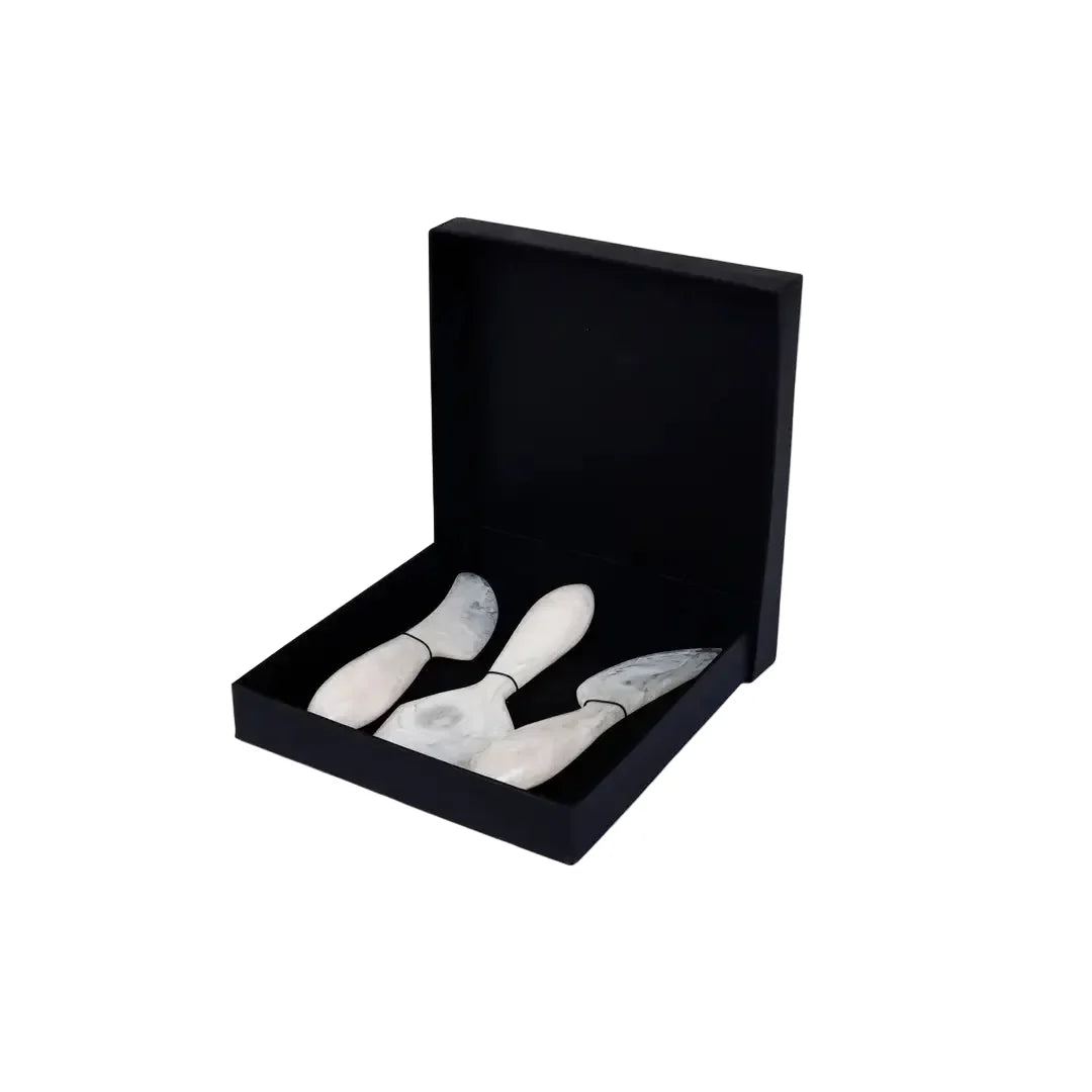 Resin Cheese Knife, Vanilla Set of 3 6 Inches - Casa Amarosa