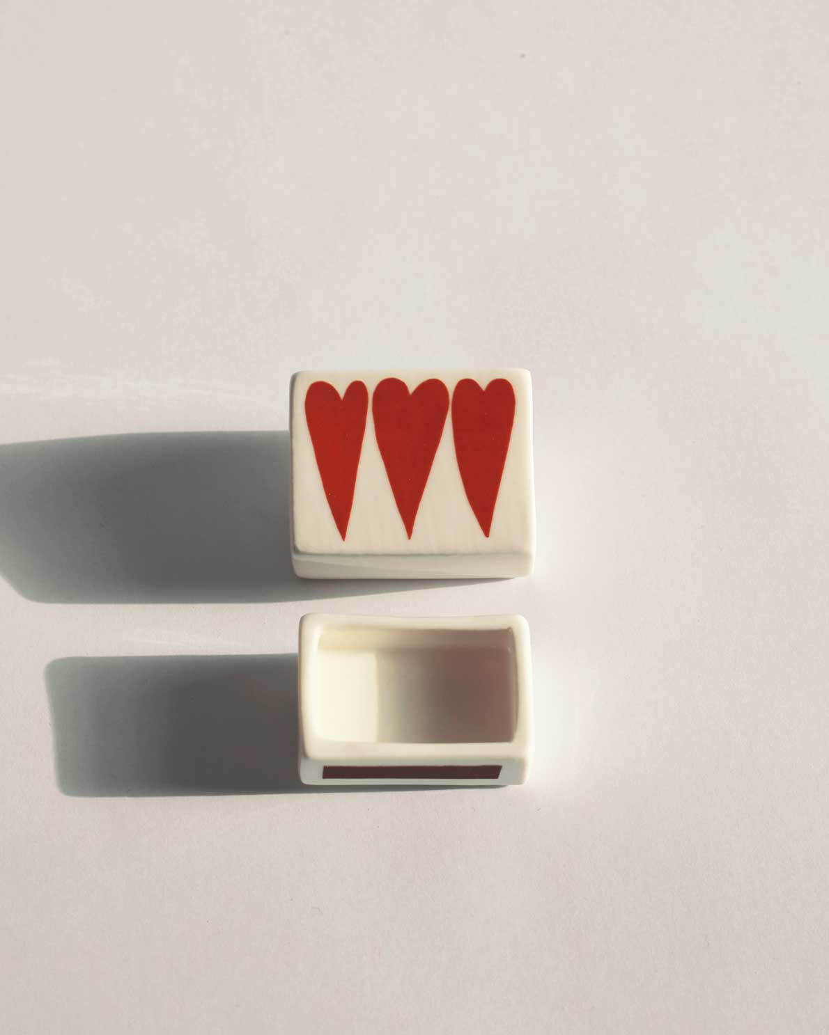 Mini 3 Hearts’ Ceramic Matchbox