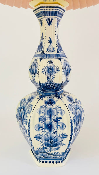 Antique Delft ‘Knobbelvaas’ Lamp