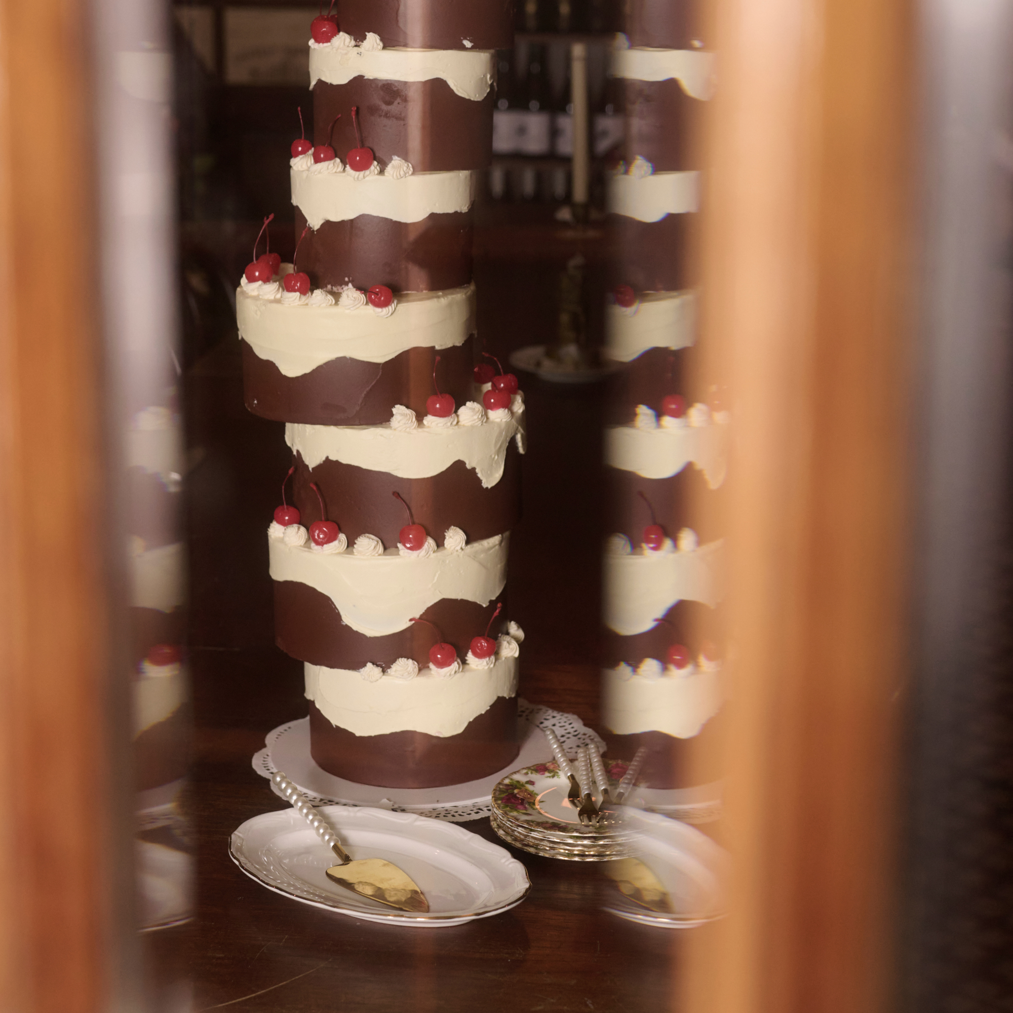 Set of Pearl Cake Knife and Server