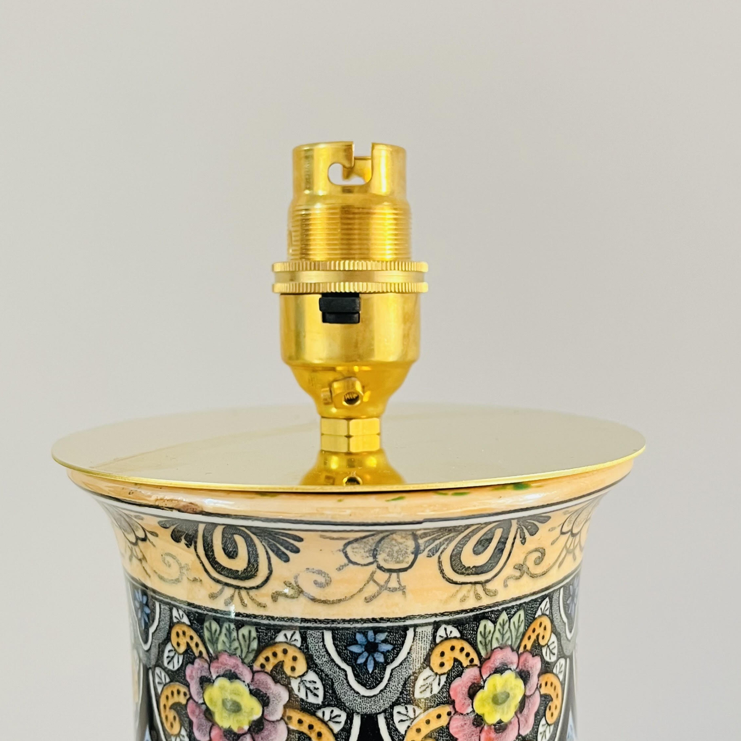 Antique Royal Sphinx Table Lamp