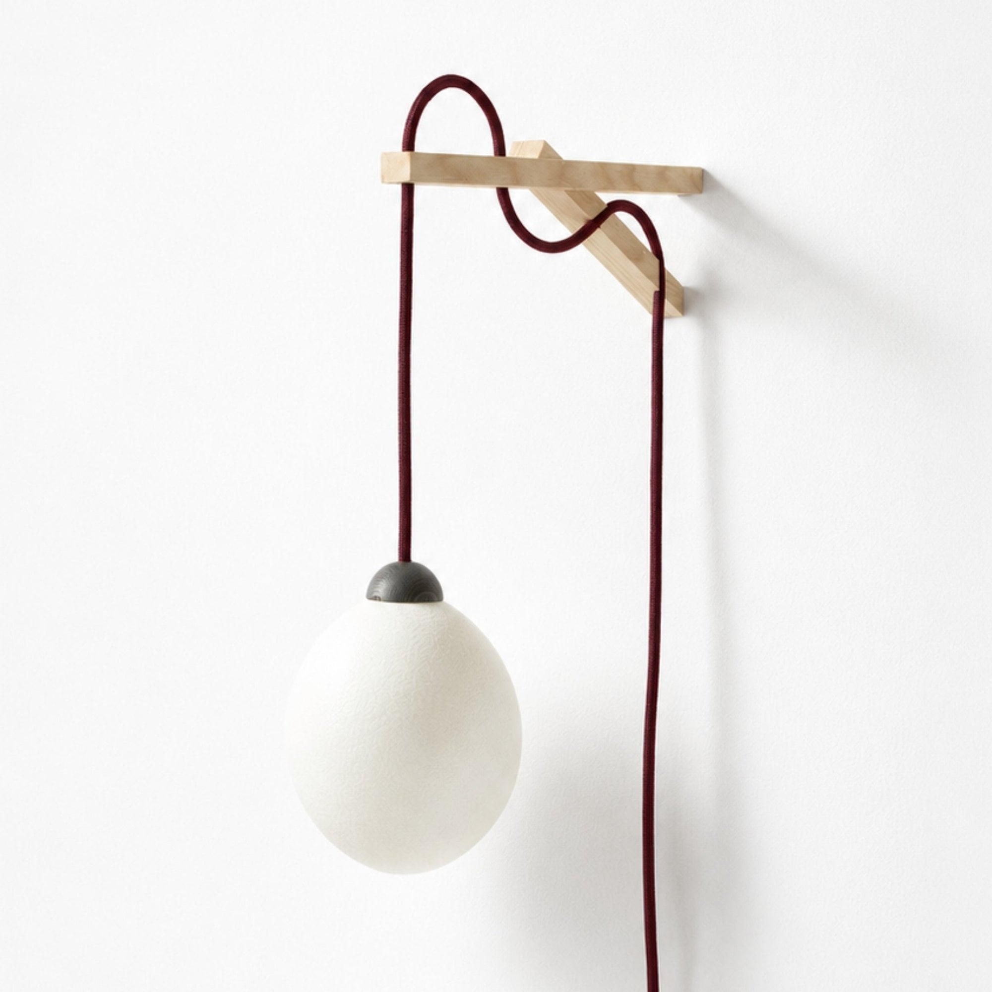 Lunar Lumin | Eggshell lamp