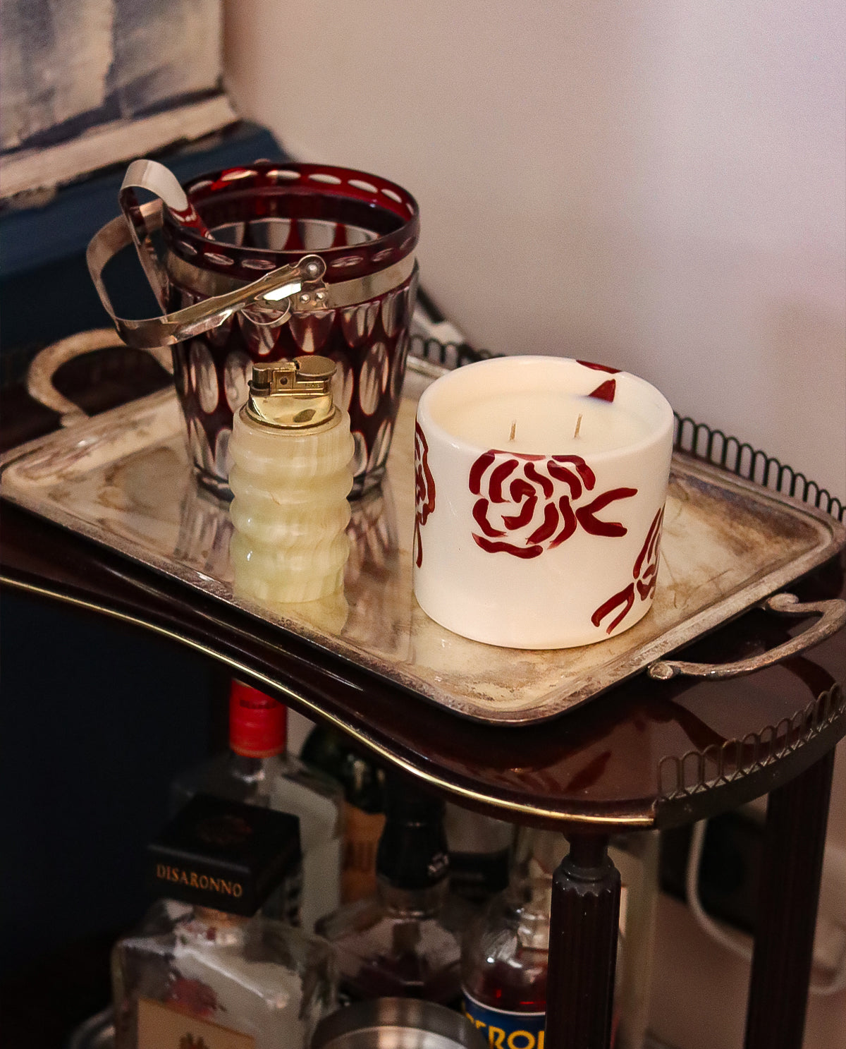 Roses and Vanilla Scented Candle (420 gr)