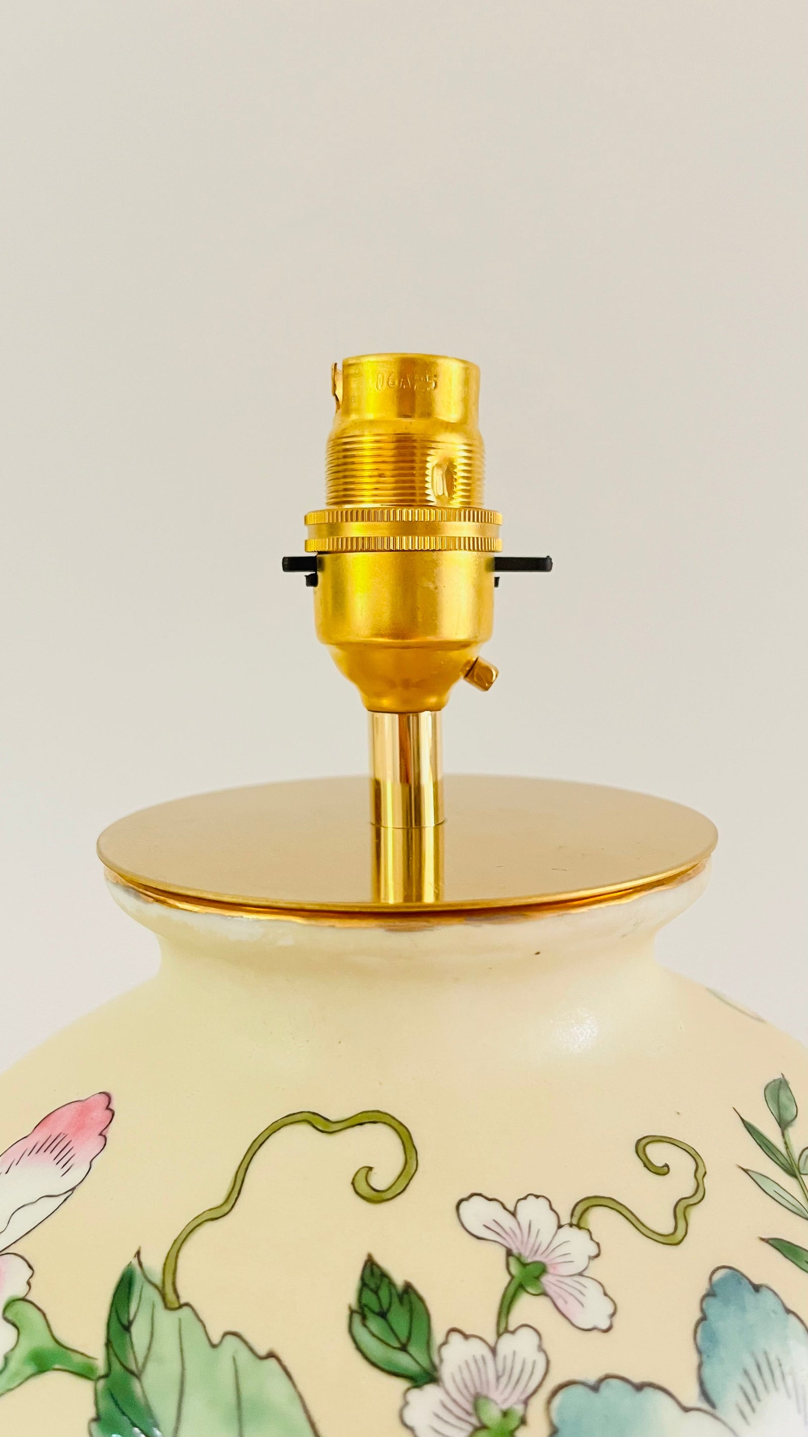 Antique Summer Flower Lamp
