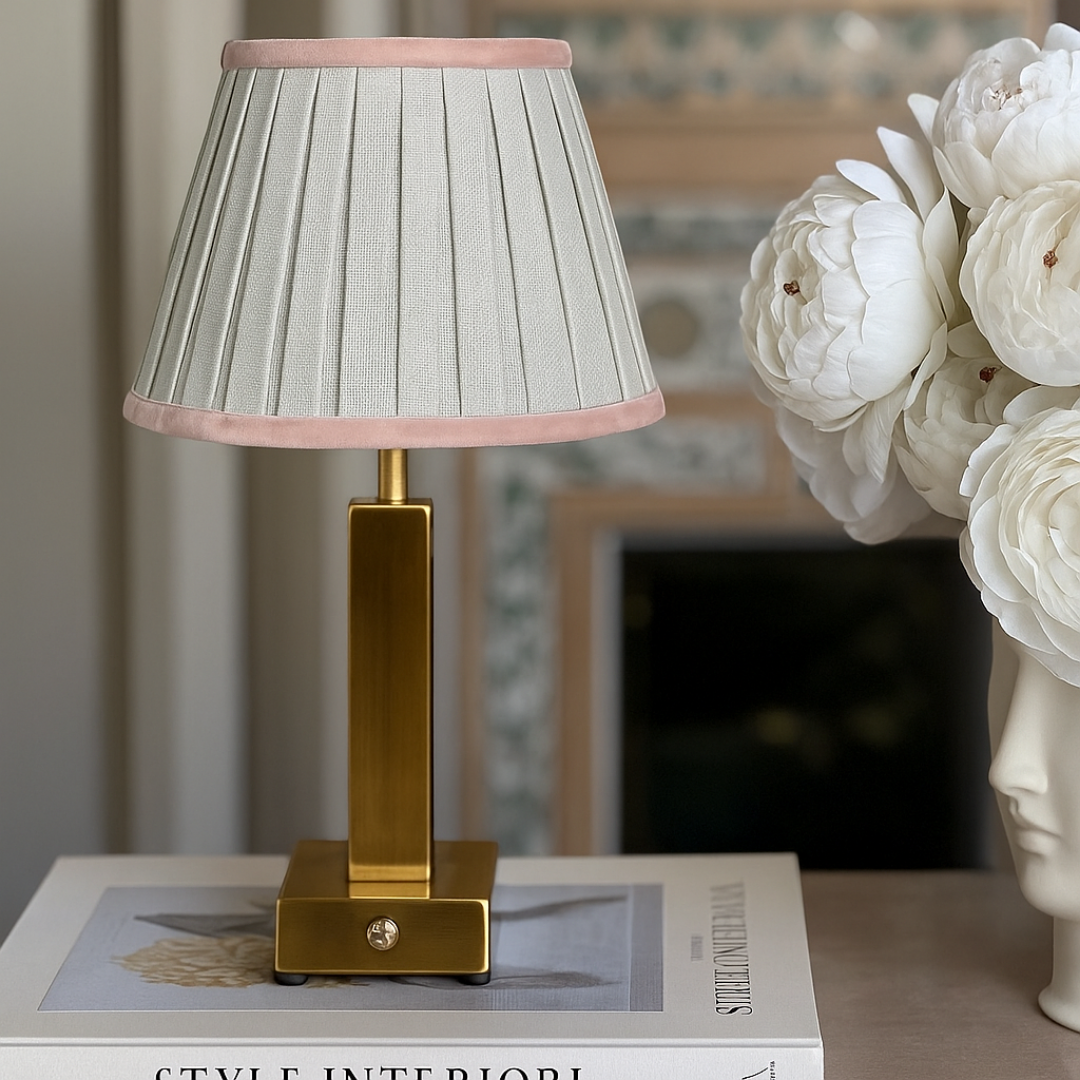 Athena Slim Rechargeable Table Lamp (White velvet/ pink ribbon)