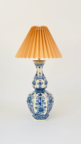 Antique Delft ‘Knobbelvaas’ Lamp
