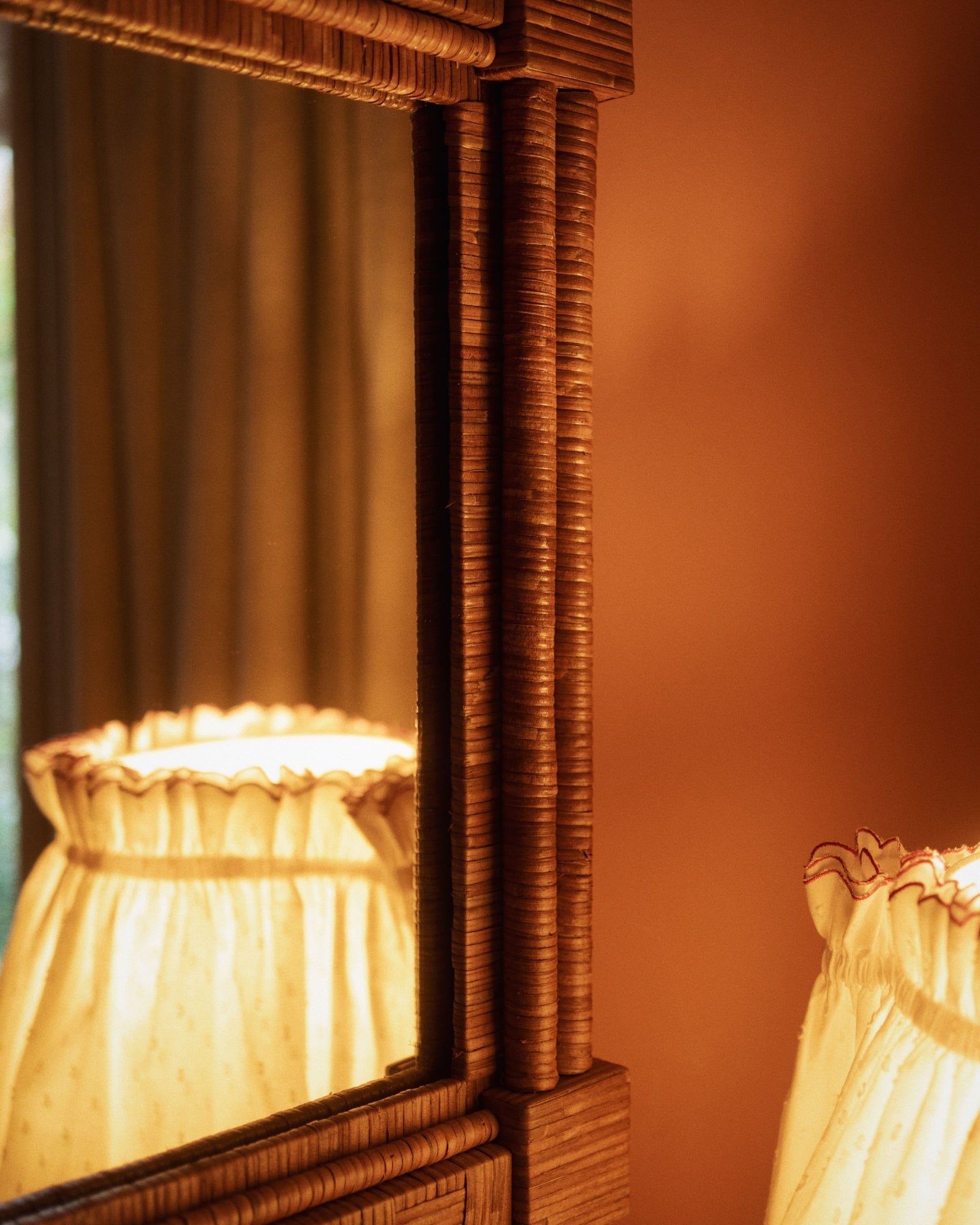 Column Mirror