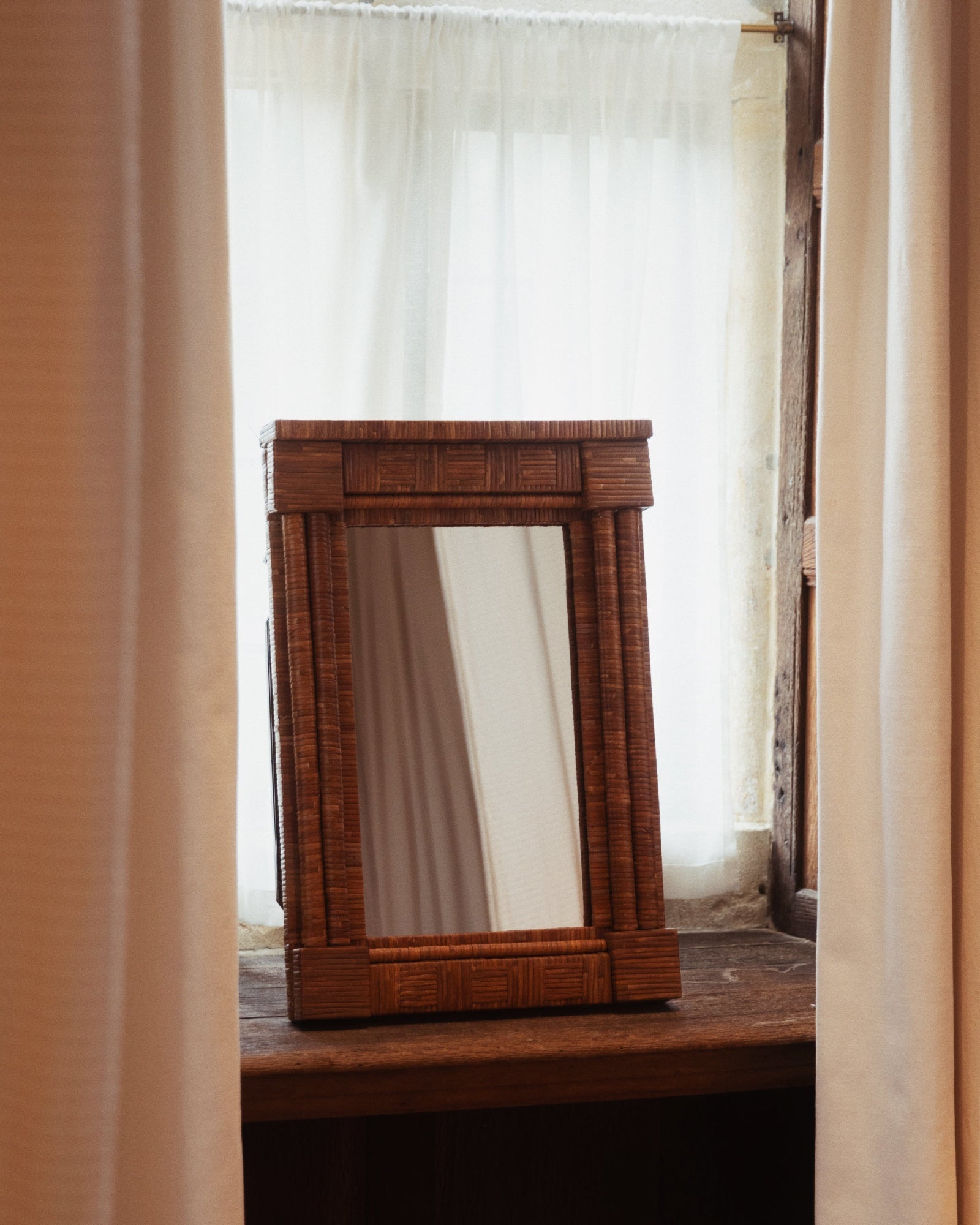 Column Mirror