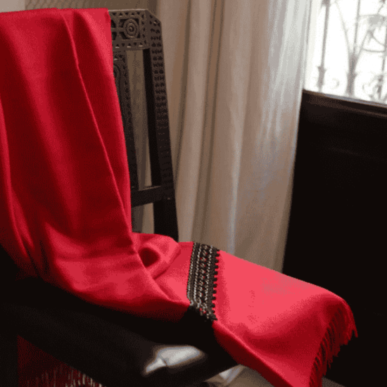 12 cosy blankets