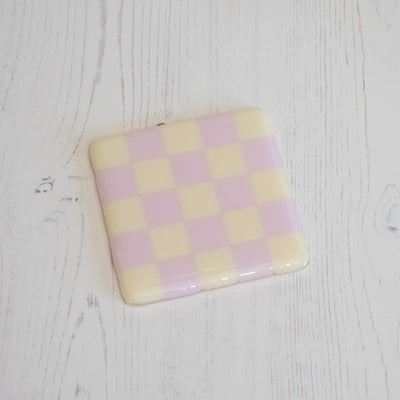 10cm Chequered Dual Coloured Coaster - Cream &amp; Pink image