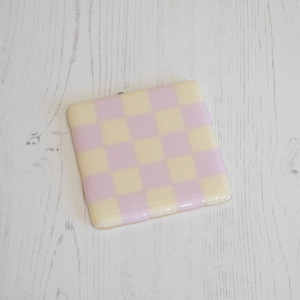 10cm Chequered Dual Coloured Coaster - Cream &amp; Pink image