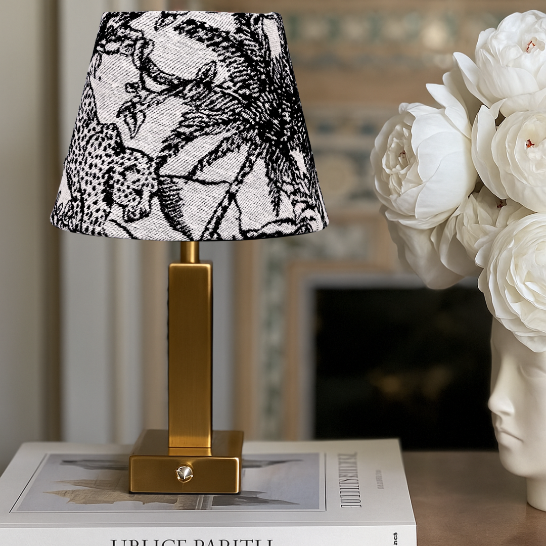 Athena Slim Rechargeable Table Lamp (Red Parrot)