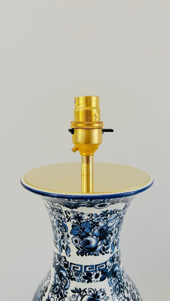 Antique Delfia Lamp