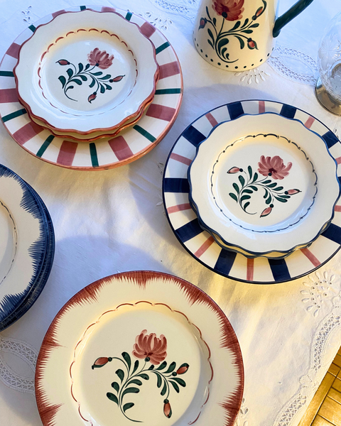 Heritage Scalloped Dessert Plates - Set of 4 Mix & Match