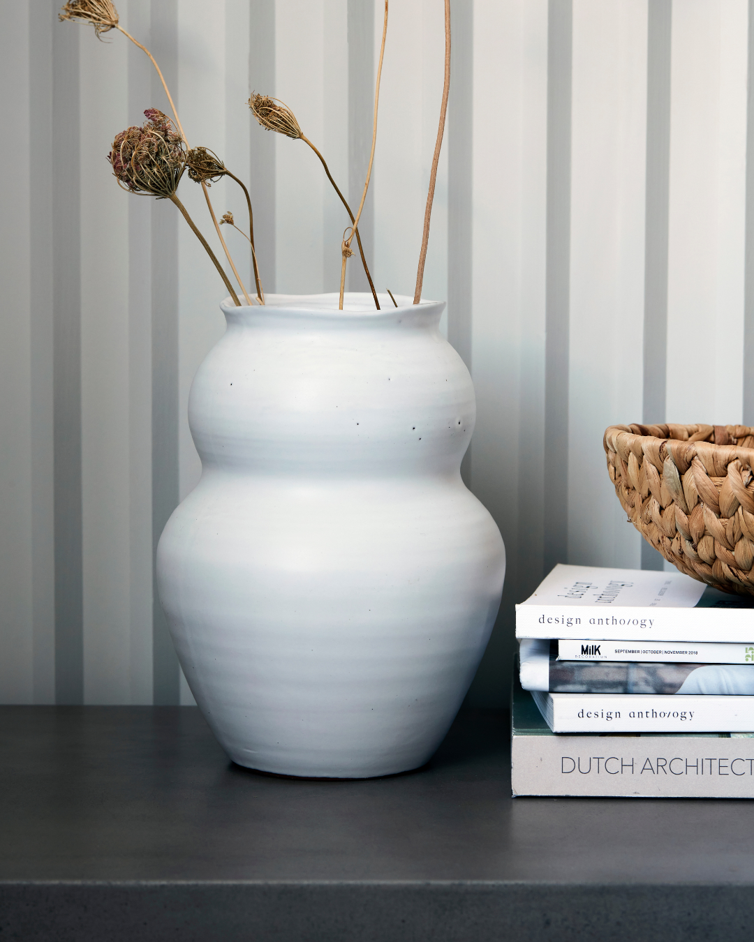 White Capri Stoneware Vase, 22.5 cm