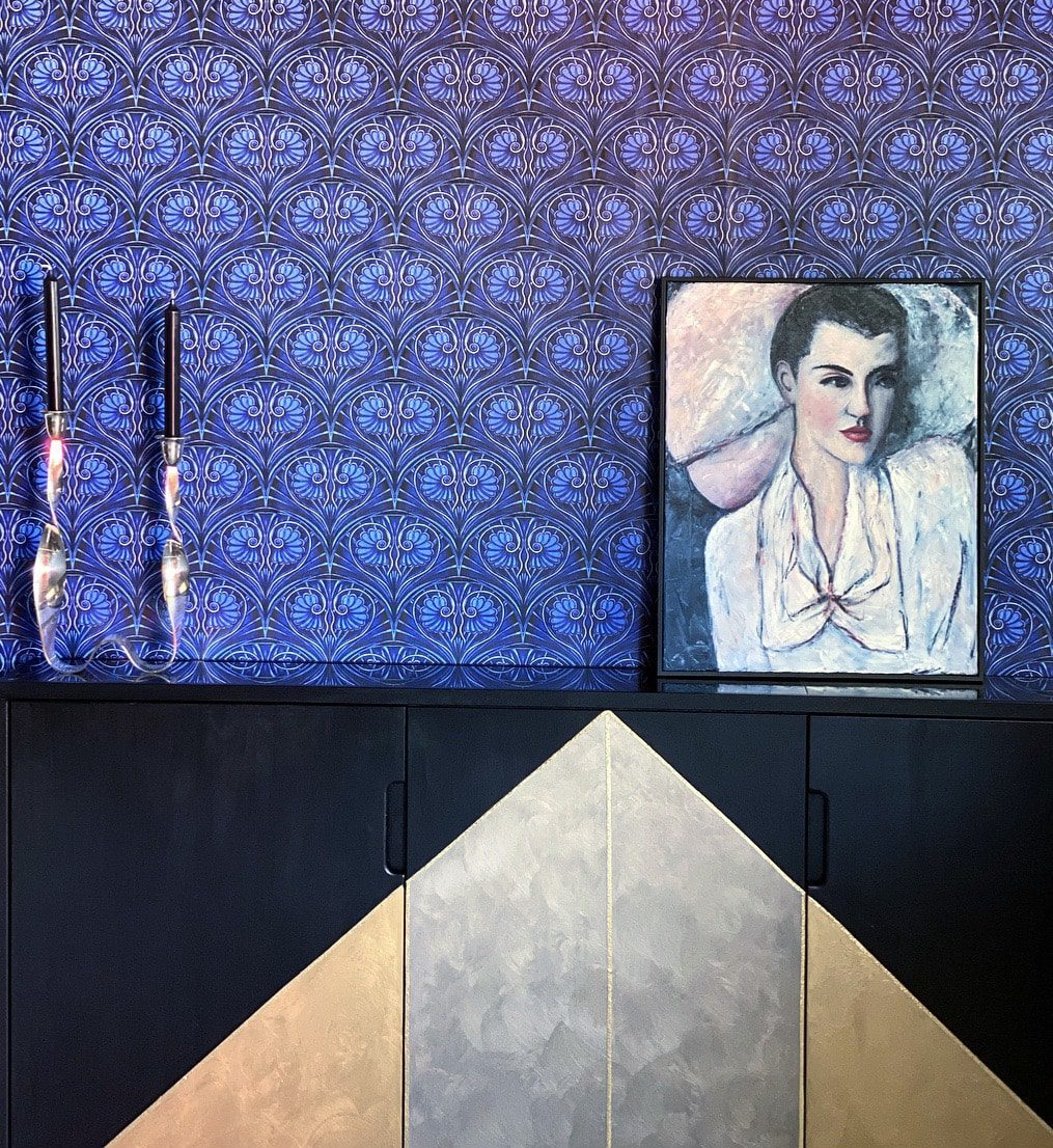 Loulou Electric Blue Wallpaper