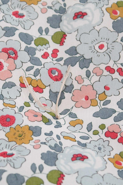 Reversible Heirloom Quilt made with Liberty Fabric BETSY GREY & WILTSHIRE PINK - Coco & Wolf