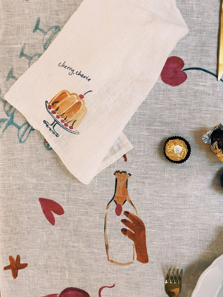 Dinette Illustrated Tablecloth - Medium