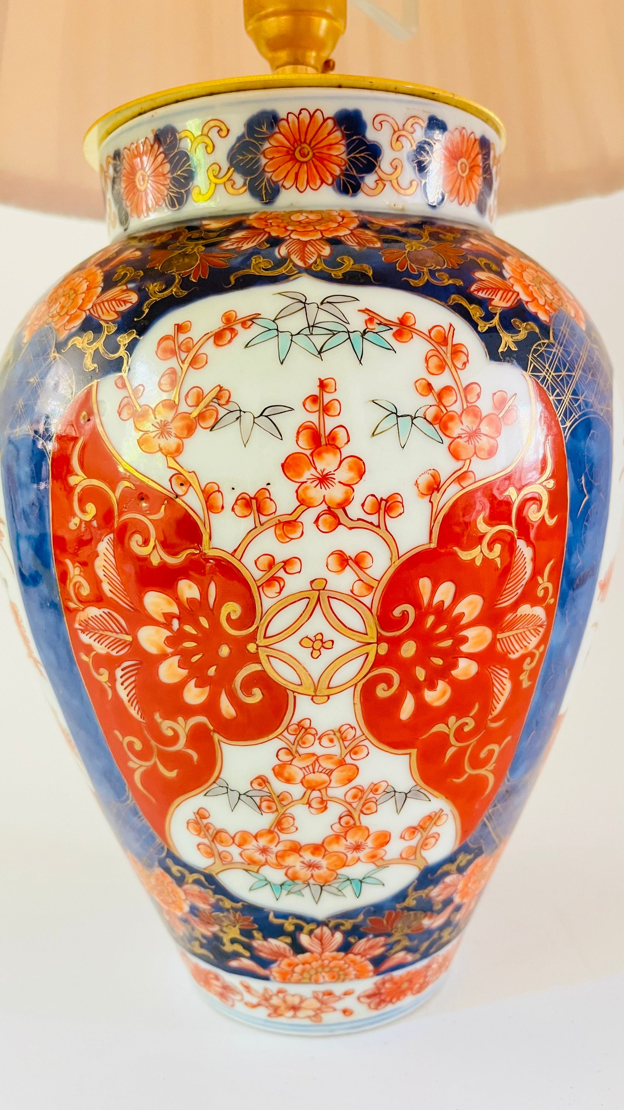 Antique Japanese Imari Lamp