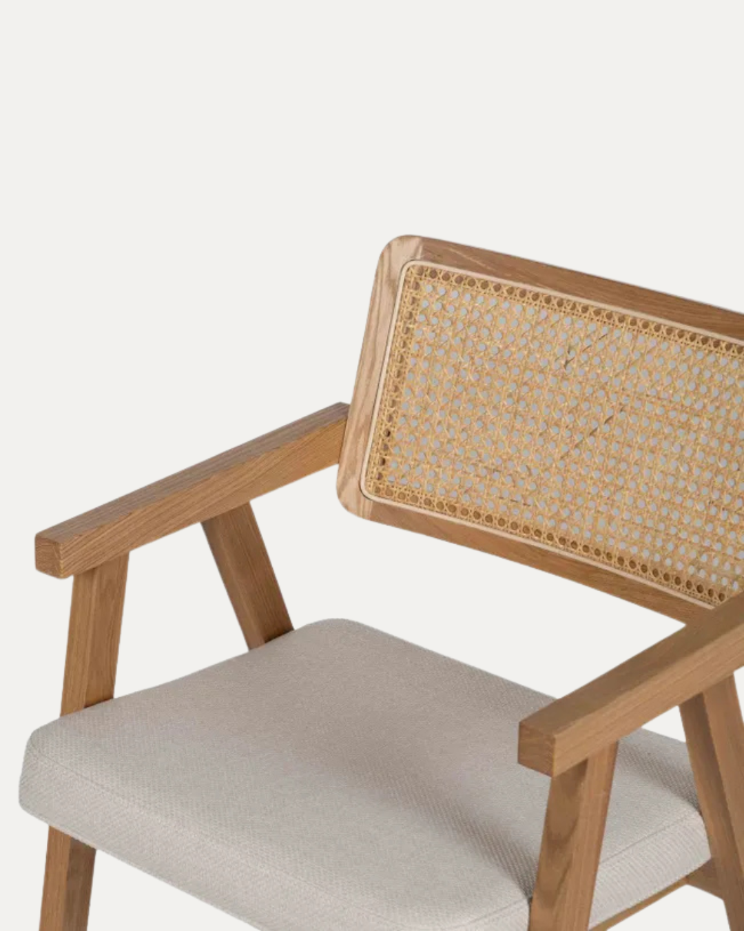 Cadeira com encosto Tróia em rattan clara