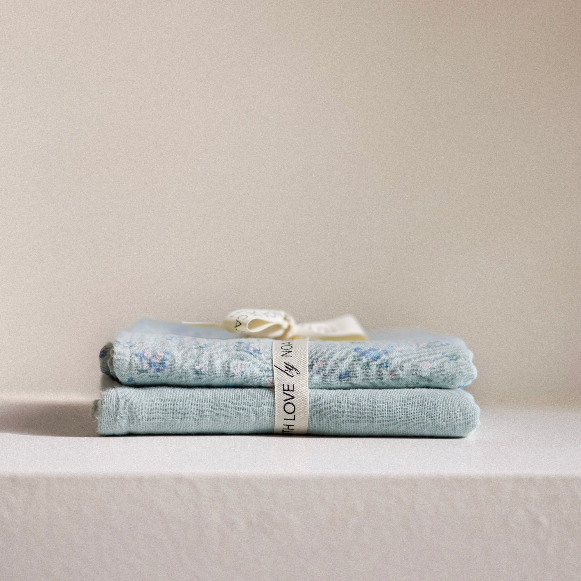 Baby's Green & Flowers Swaddles | Set of 2