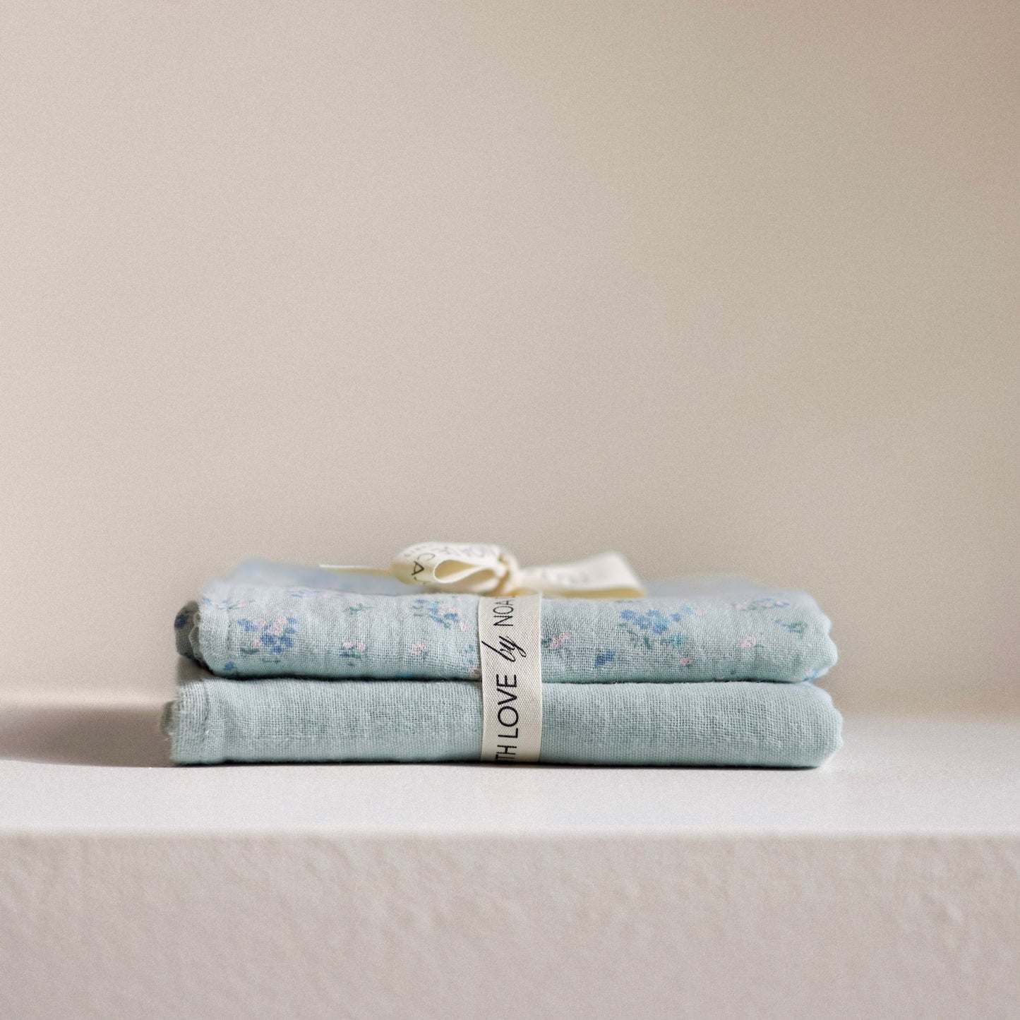 Baby's Green & Flowers Swaddles | Set of 2
