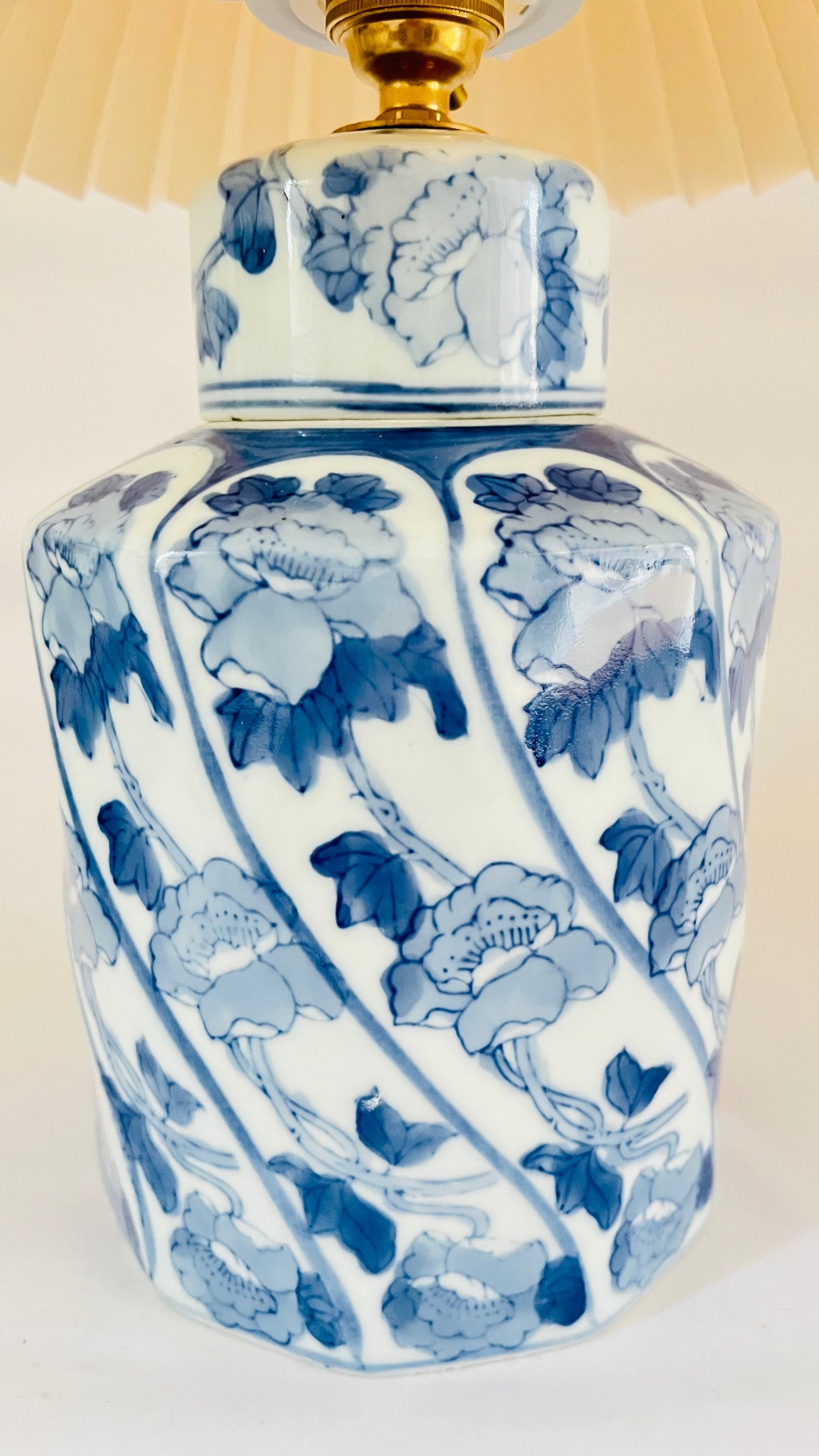 Antique Chinese Jar Lamp