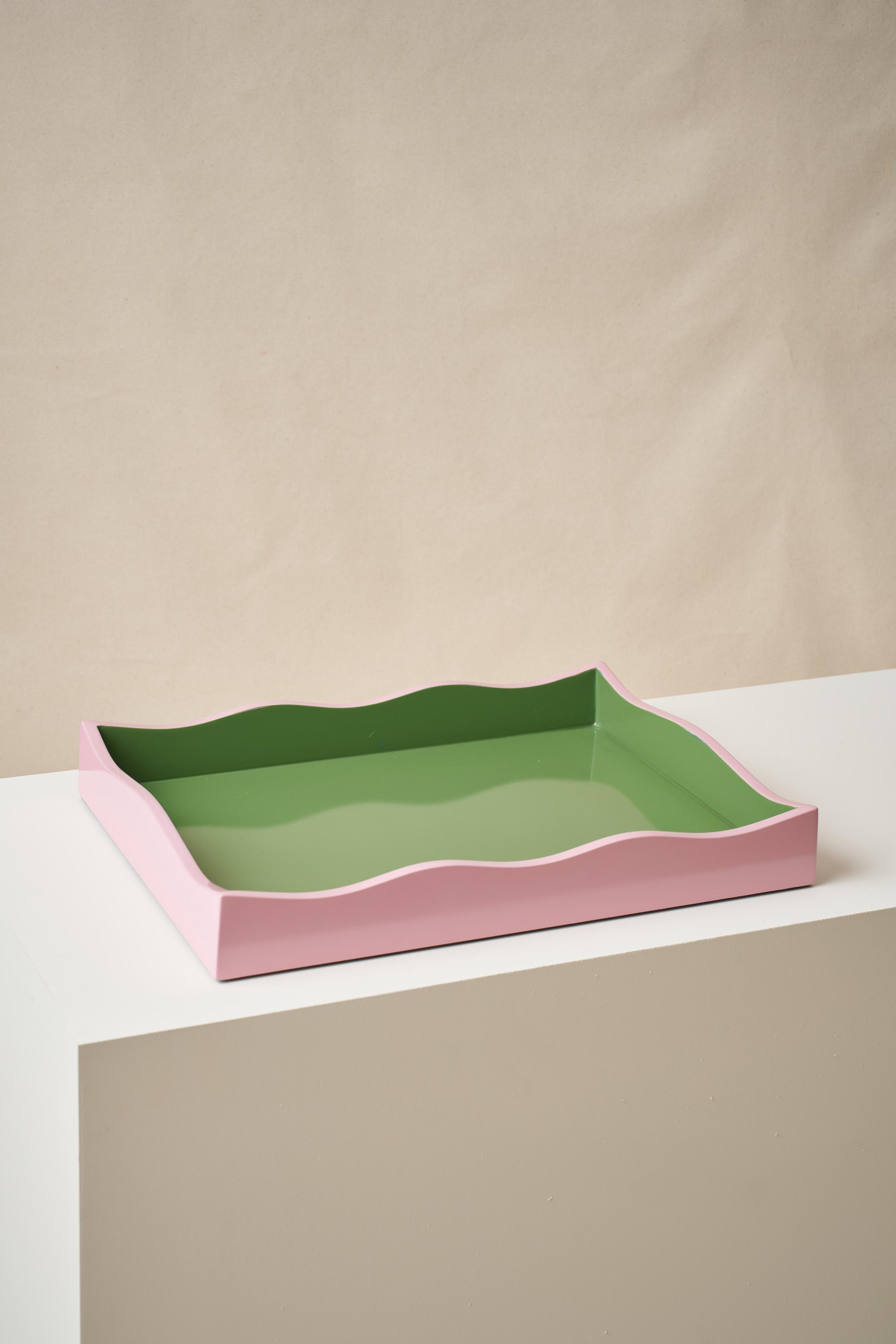 Allegra Wiggle Tray in Pink and Green