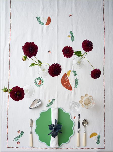The Victoria Placemat in White and Green, Set of Two