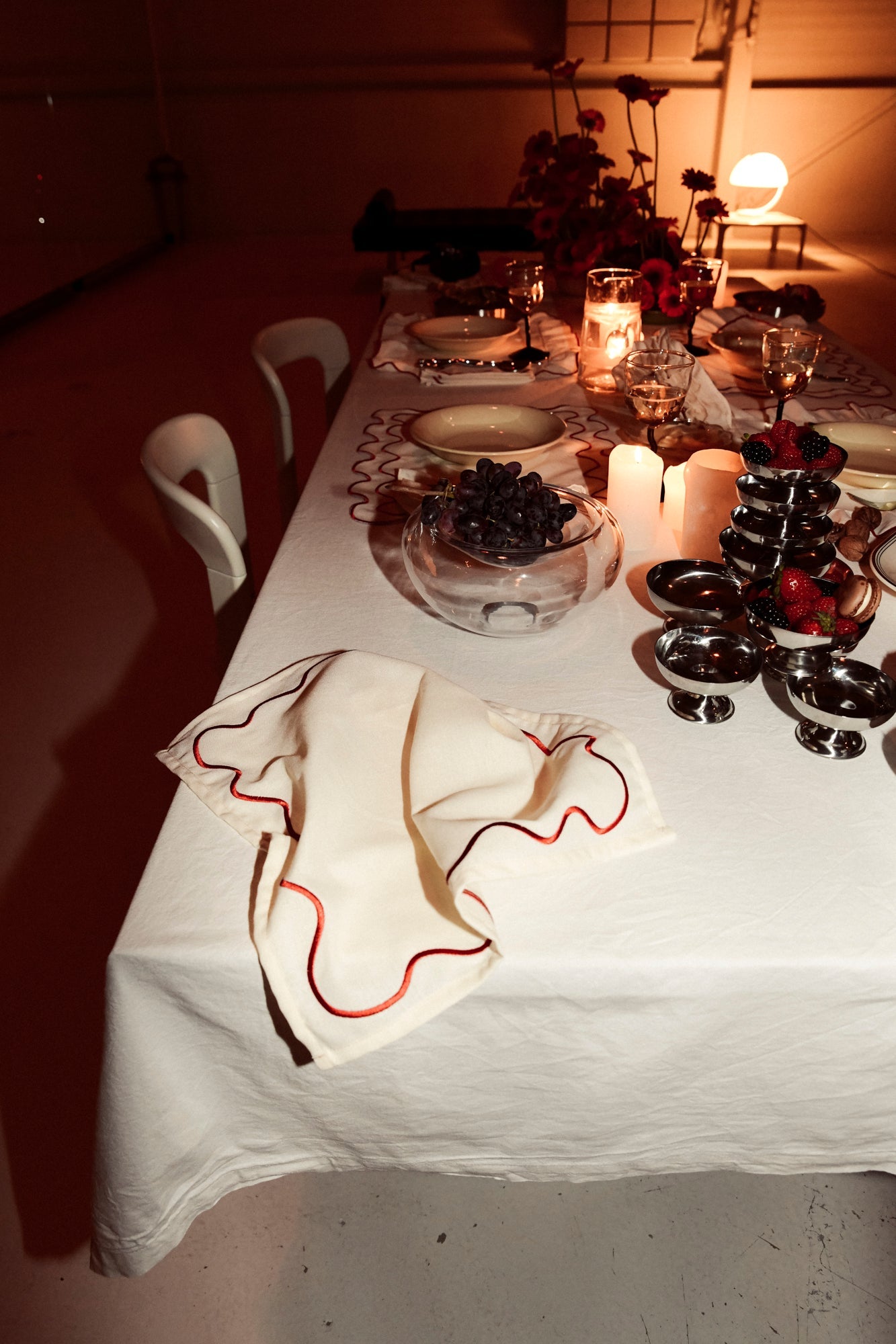 Wavy Napkins Ivory/Red - Set of 2