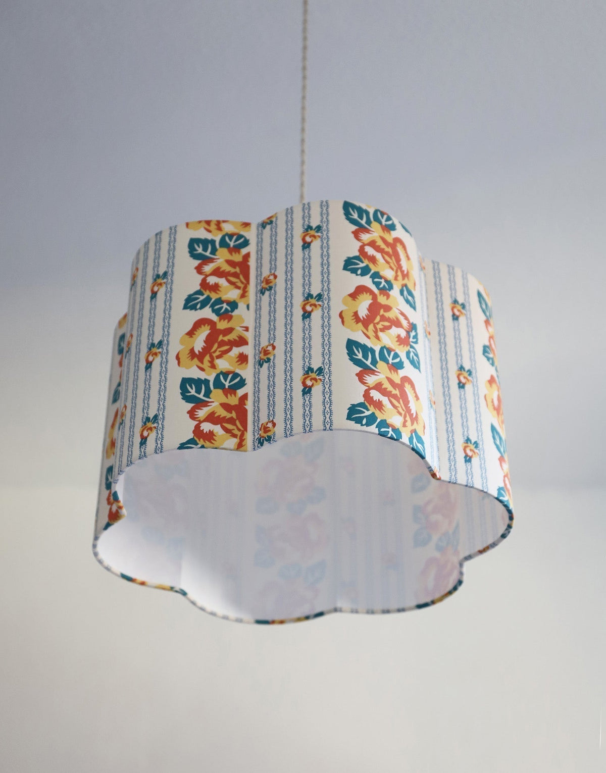 Flora Flower-Shaped Pendant Light "Vanavez Flowers"