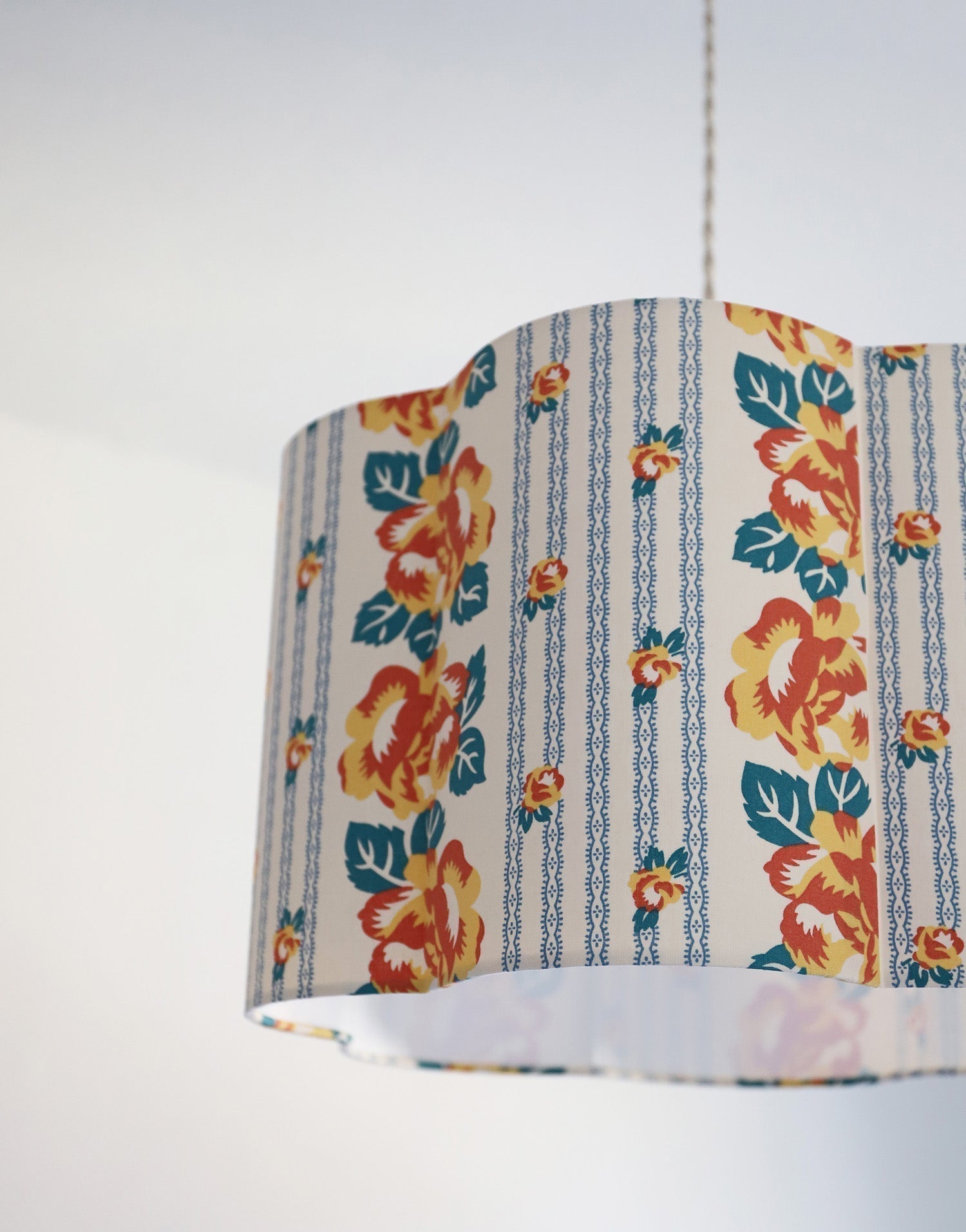 Flora Flower-Shaped Pendant Light "Vanavez Flowers"
